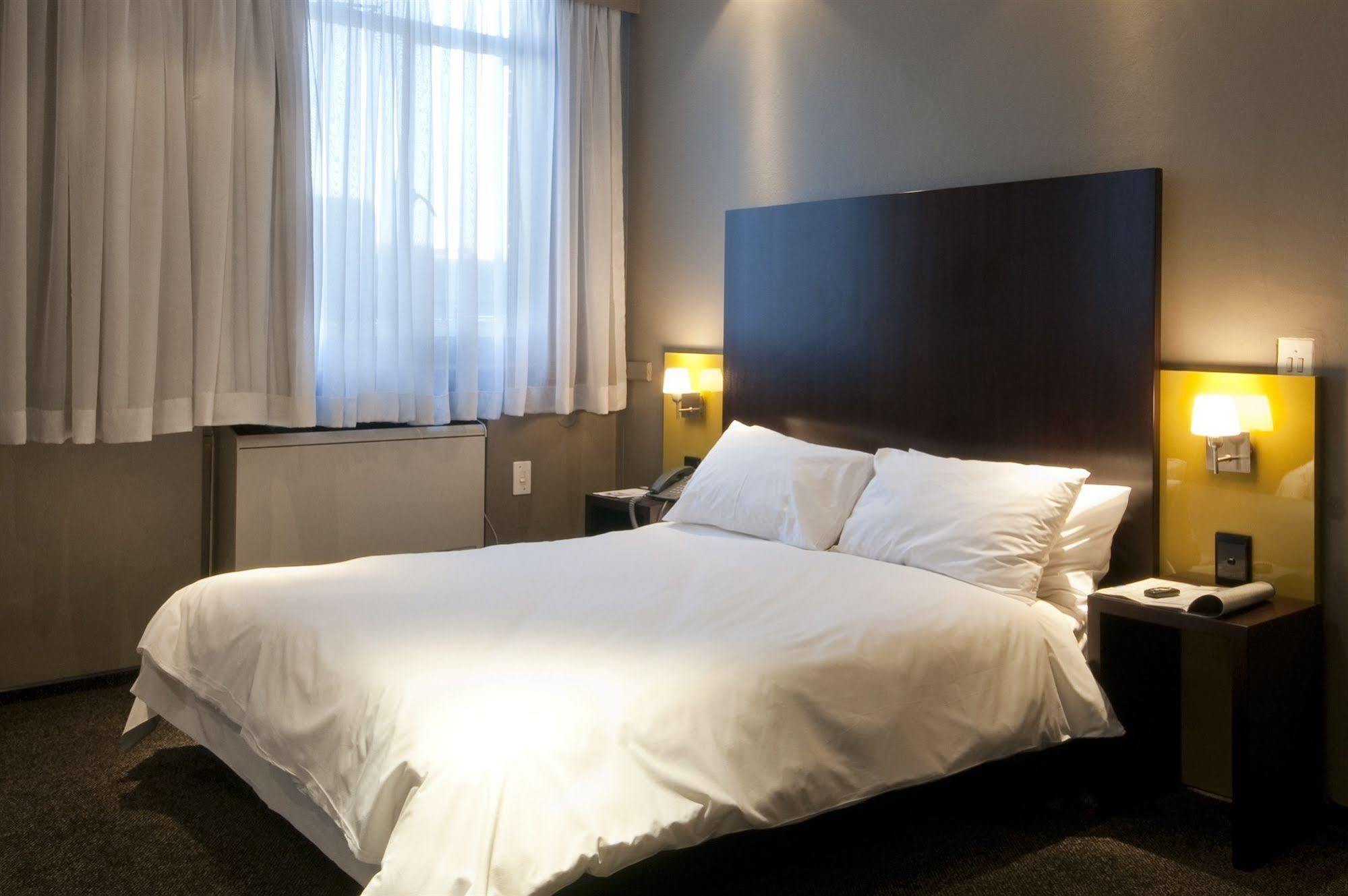 פרטוריה Manhattan Hotel מראה חיצוני תמונה