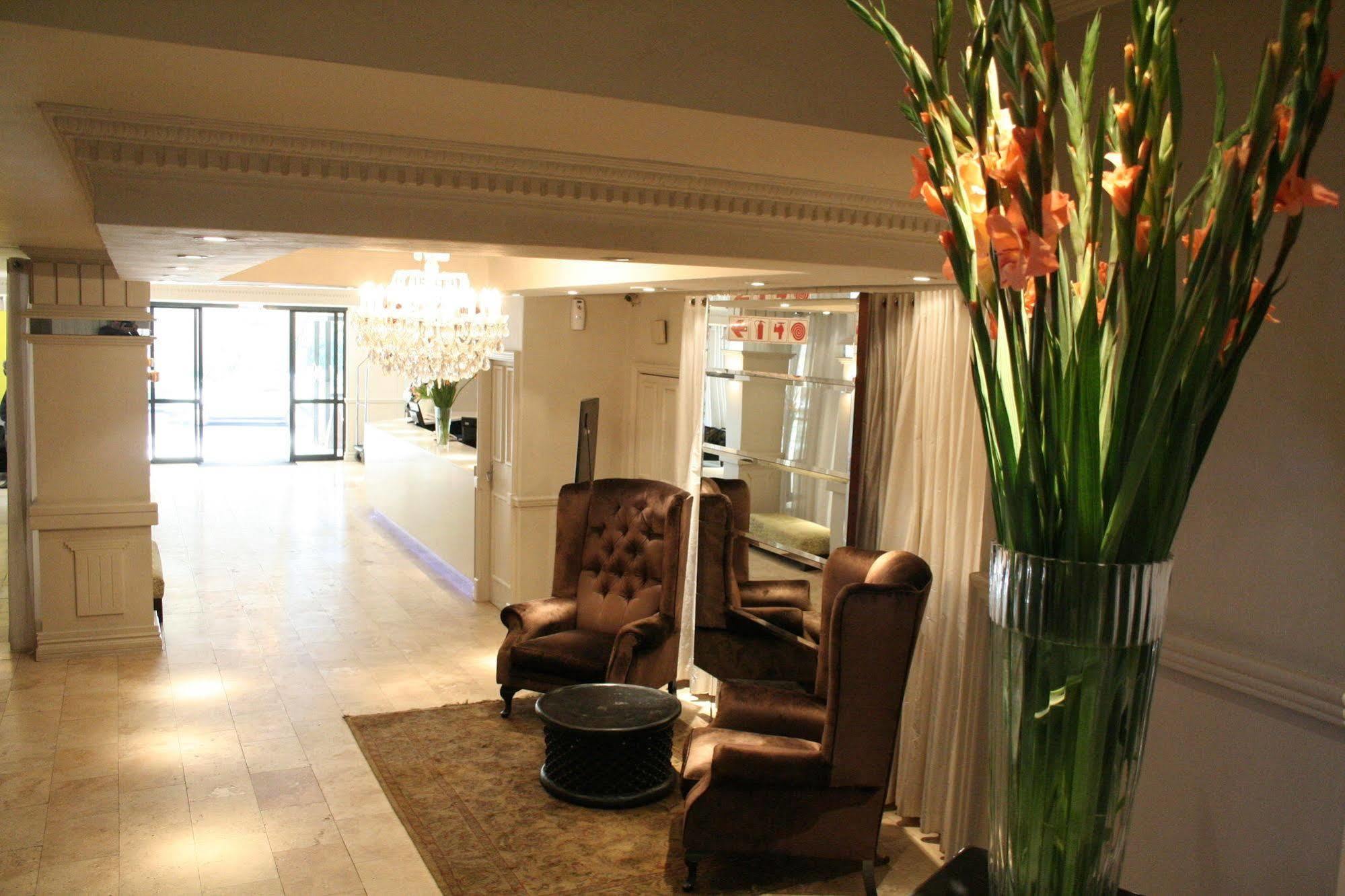 פרטוריה Manhattan Hotel מראה חיצוני תמונה