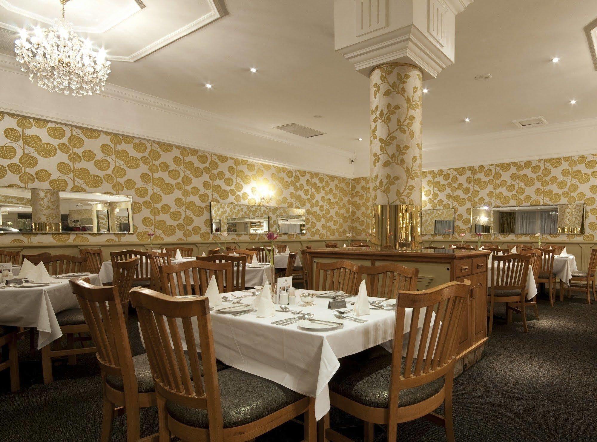 פרטוריה Manhattan Hotel מראה חיצוני תמונה